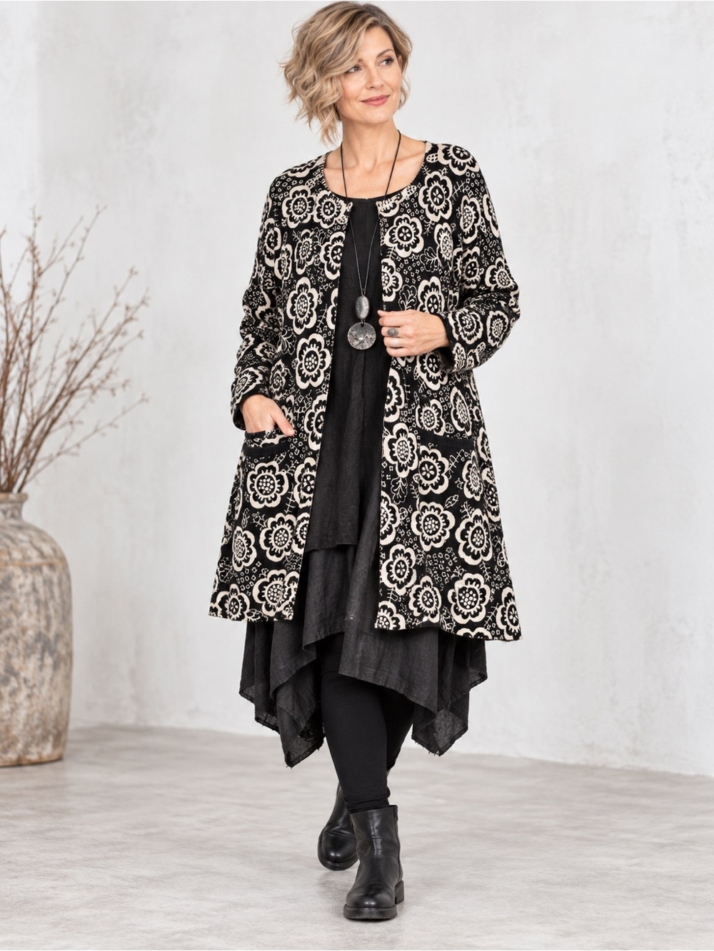 Gudrun Sjödén Black Cream Lagenlook Floral Cotton Linen Cardigan Size Large